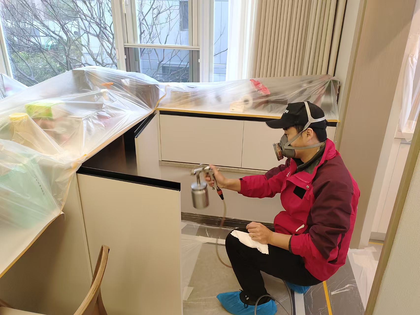 专业除甲醛和自己喷光触媒，效果差距有多大？