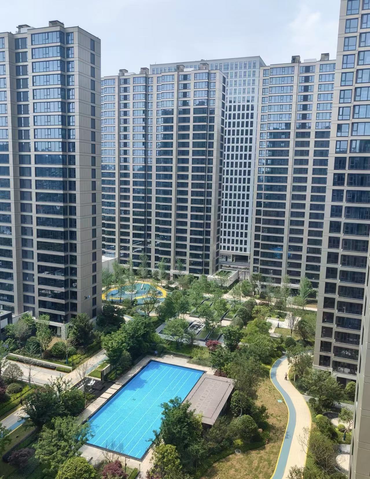 水映天成